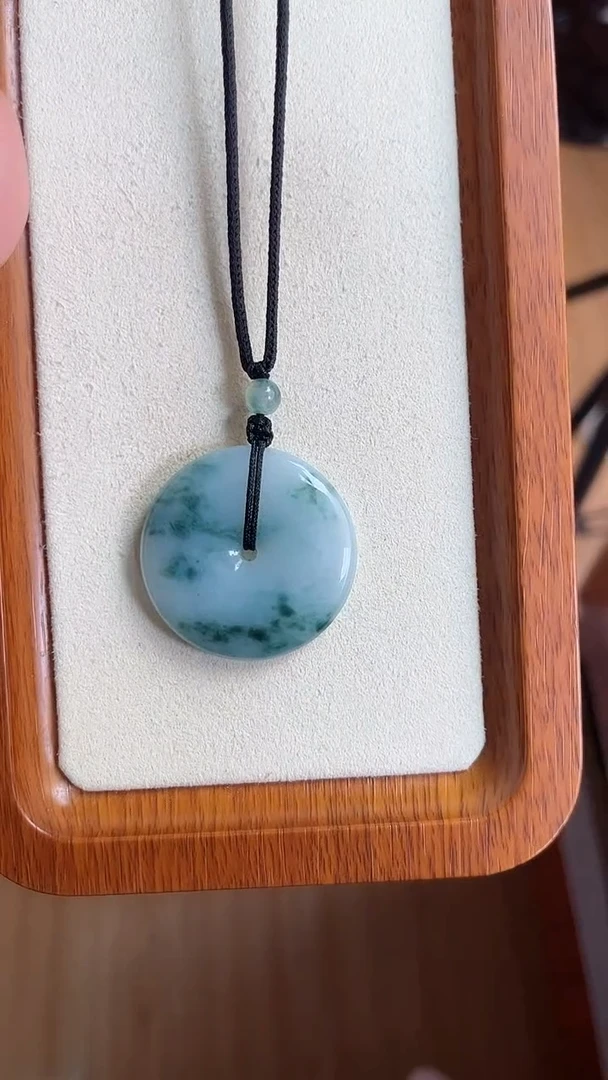 【闪购商品】翡翠吊坠(不含链)未镶嵌孤品35*5-6mm