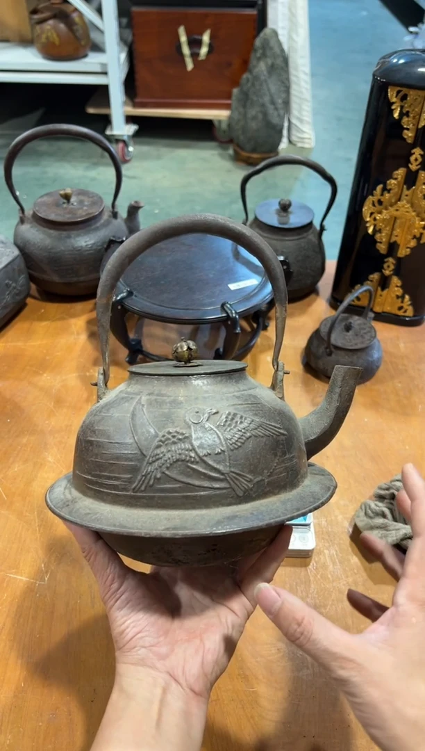 铁A5295铁壶中古周边/有修补痕迹