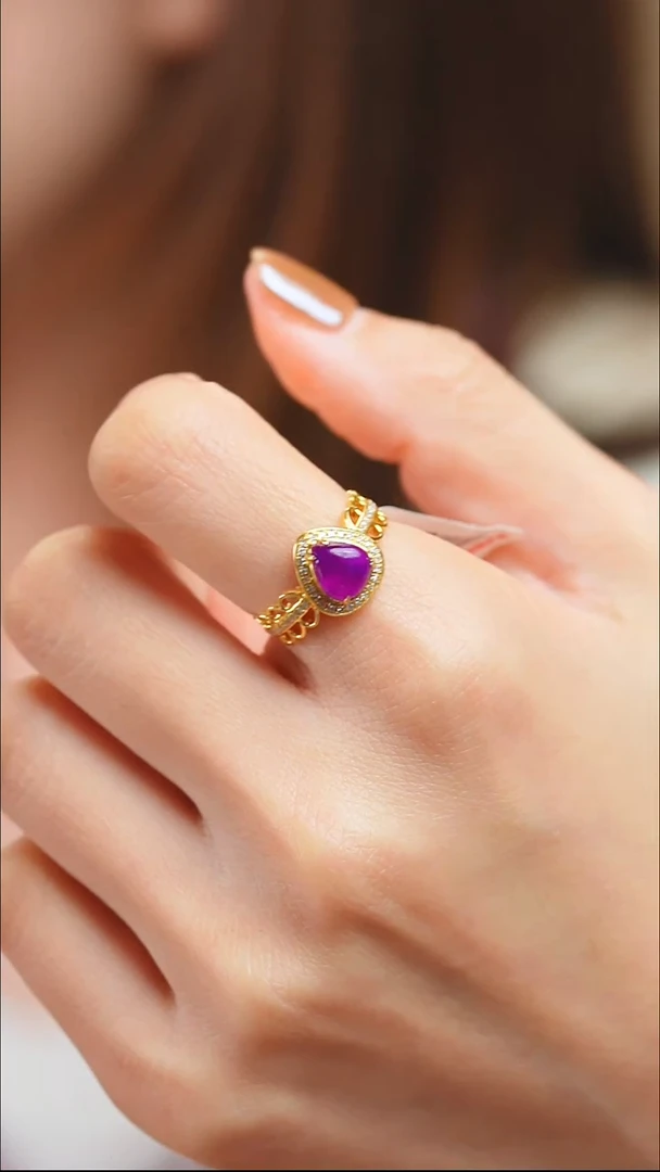 18K金镶嵌苏纪石（舒俱来）戒指53