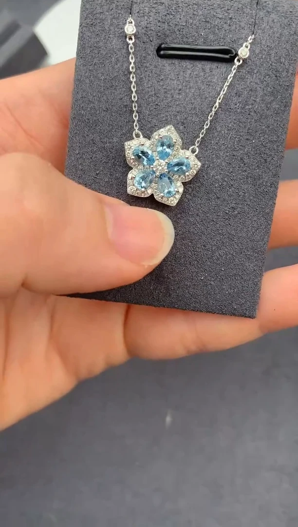 【闪购商品】海蓝宝石套链18K金镶嵌61分海蓝宝石套链