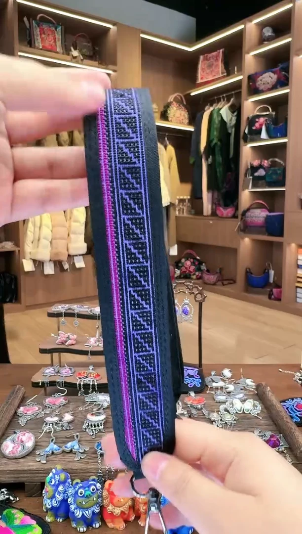 【闪购商品】织绣288黔东南苗族刺绣