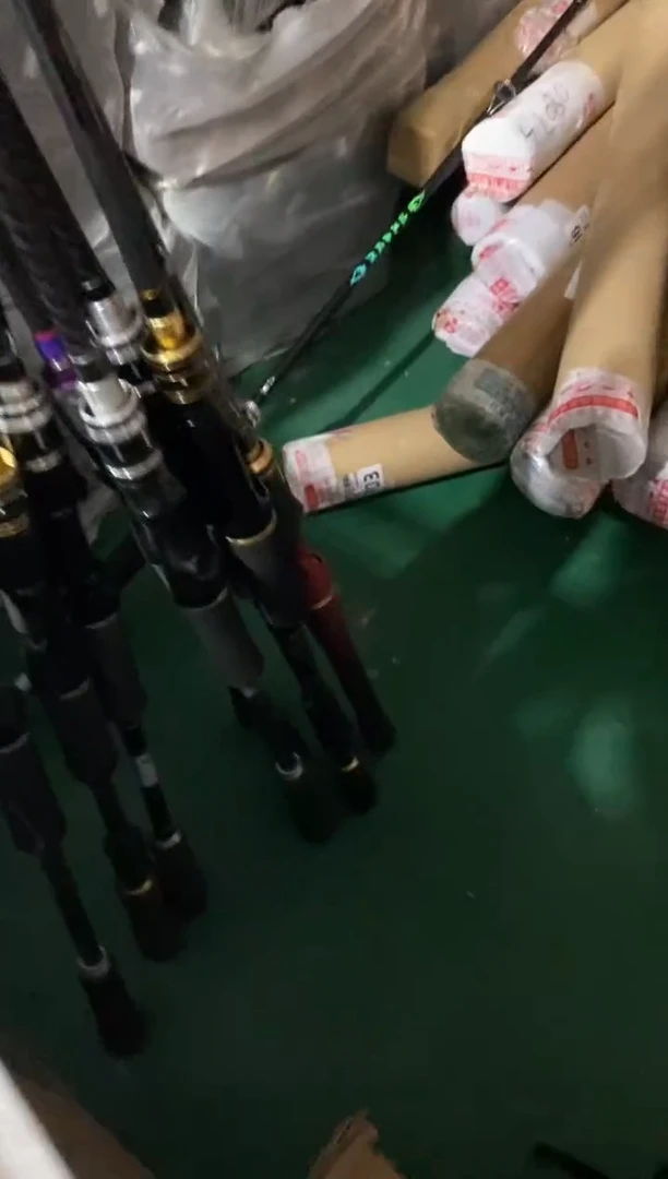 1.8直柄路亚竿微瑕非原装竿稍颜色随机
