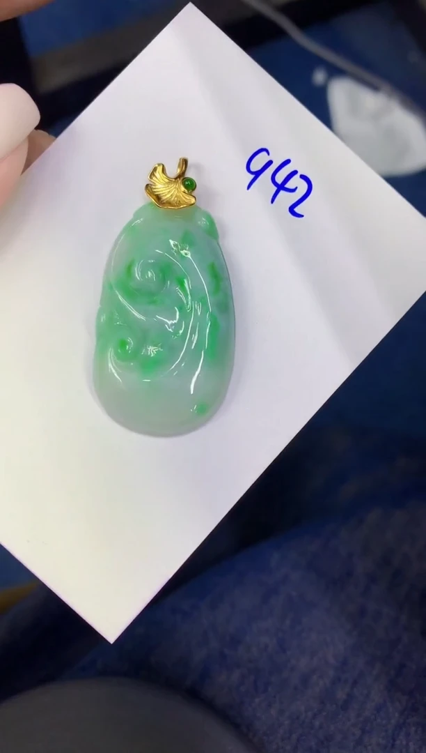 颈饰未镶嵌翡翠缅甸天然翡翠A货