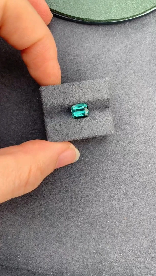 【闪购商品】碧玺裸石未镶嵌1.6ct拉贡