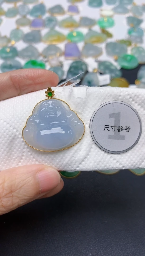 翡翠18K金镶嵌颈饰天然缅甸A货翡