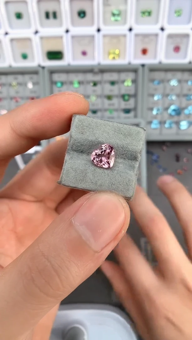 【闪购商品】定制碧玺裸石未镶嵌1.88ct