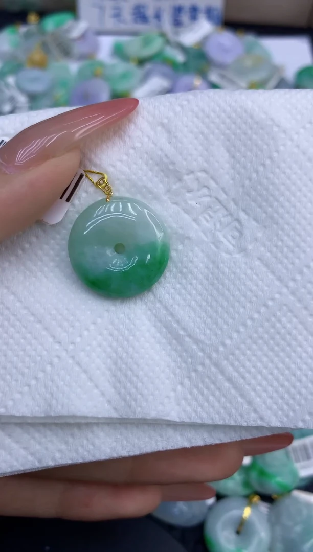 颈饰未镶嵌翡翠天然缅甸A货翡翠