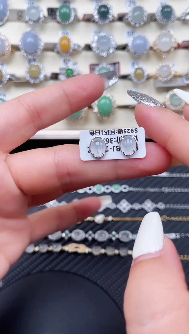 【闪购商品】翡翠耳饰银S925镶嵌福利