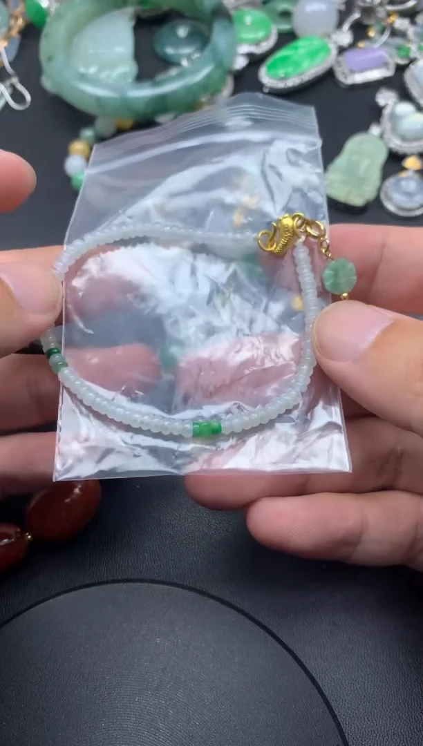 颈饰未镶嵌翡翠沫*婷妞妞商品不退不换