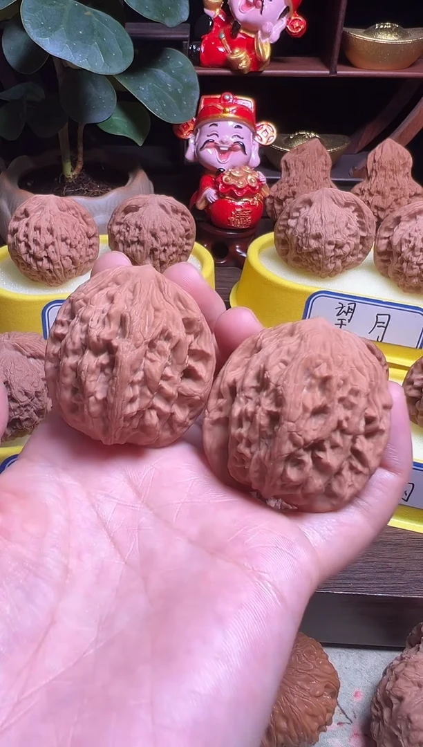 把件文玩核桃全品麦穗虎头40