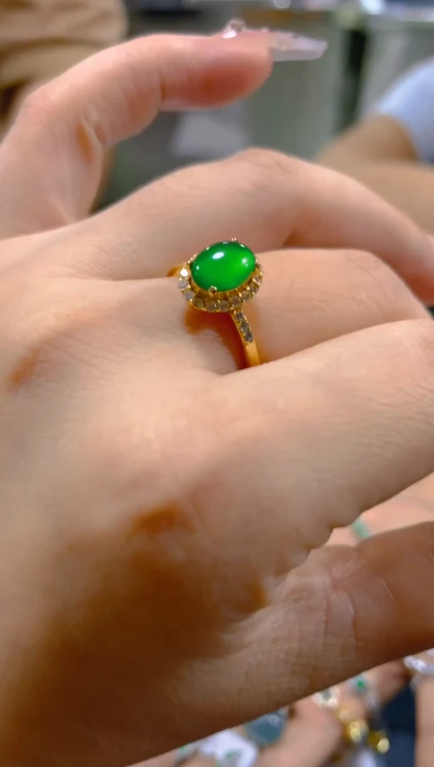 未镶嵌戒指翡翠多样性发一