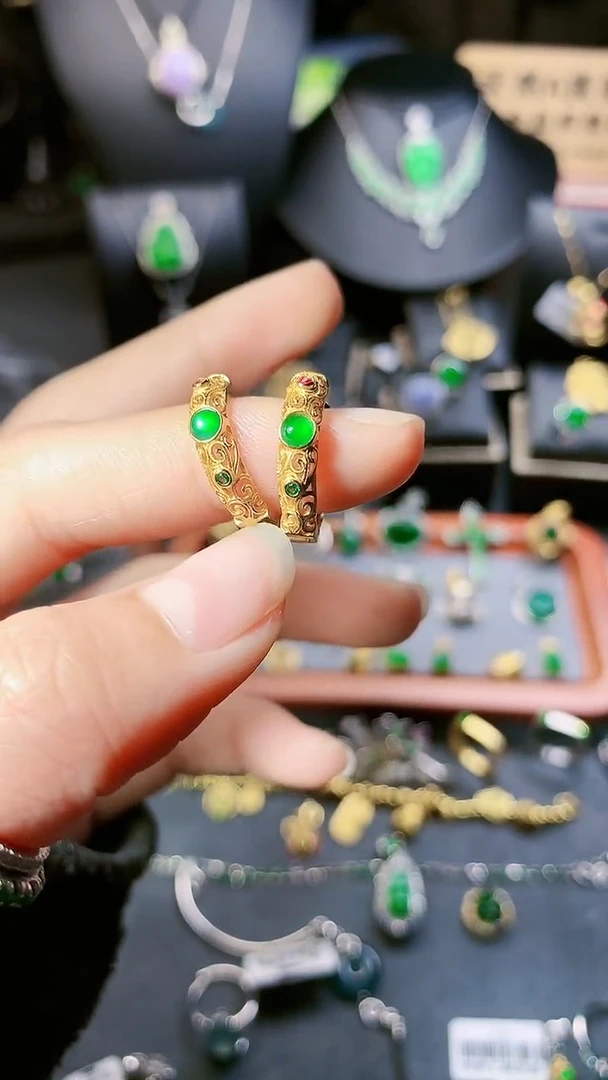 【闪购商品】翡翠耳饰银S925镶嵌耳饰