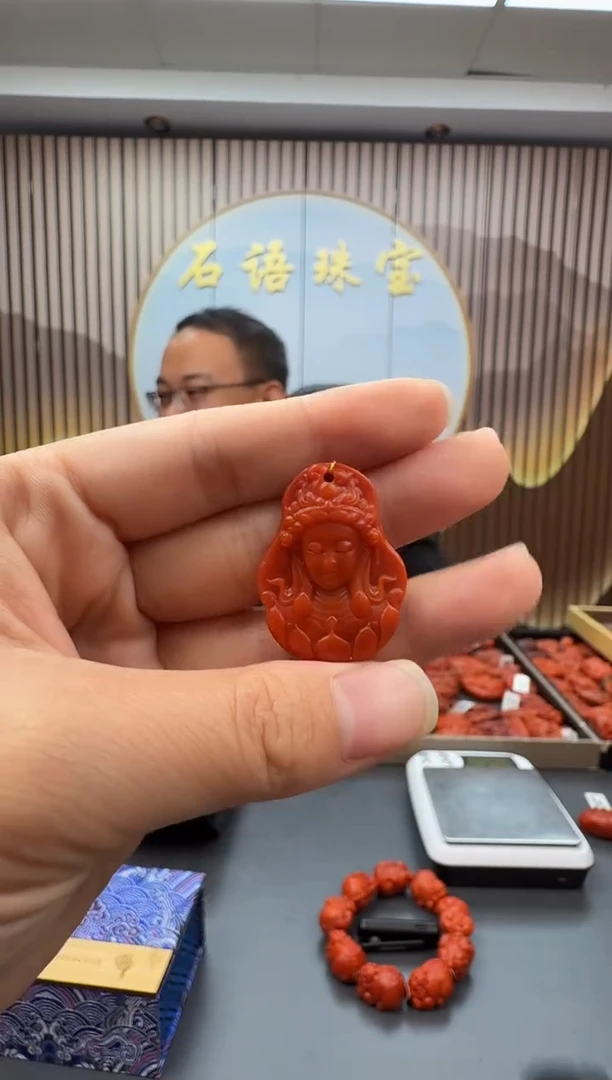 未镶嵌雕刻南红玛瑙059ZB0914产品一个