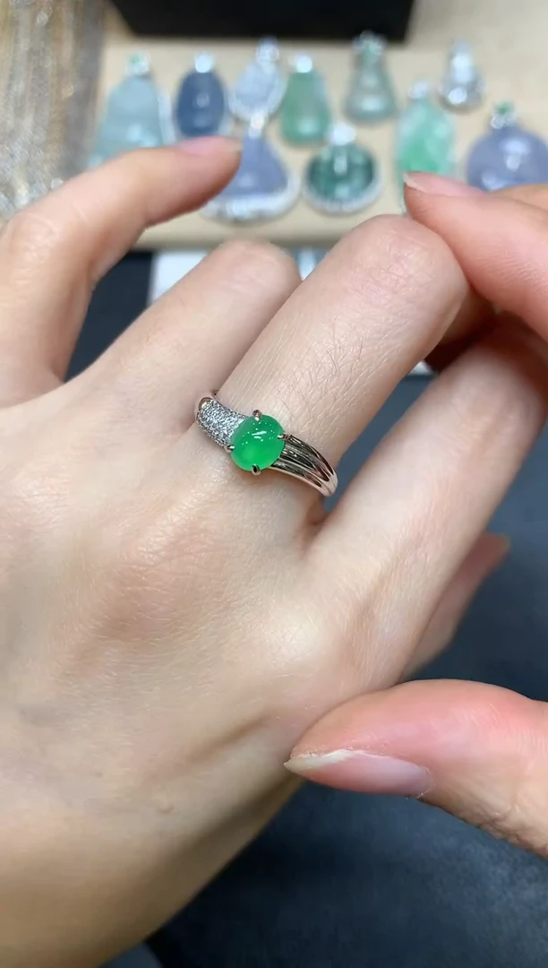 【闪购商品】翡翠戒指18K金镶嵌【无服务费