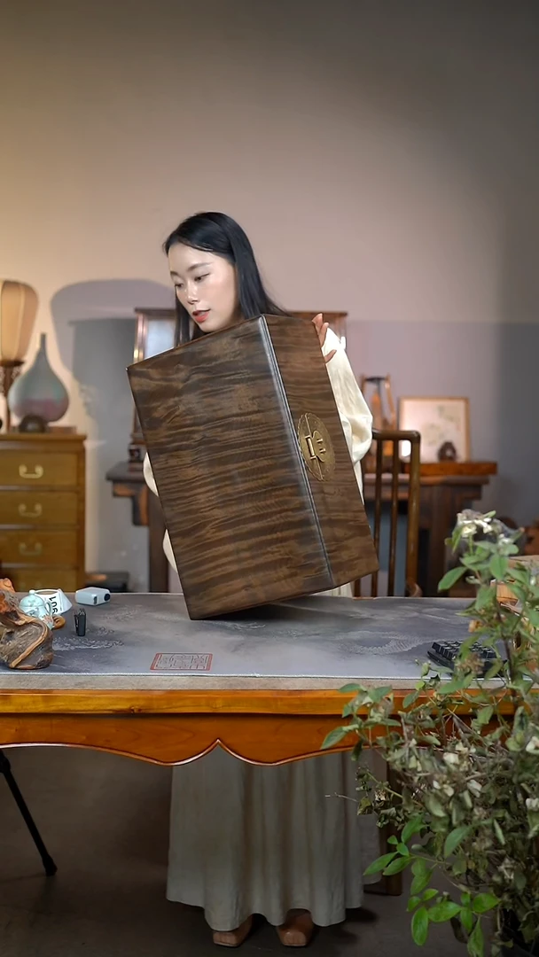 金丝楠满水波精工一木一器收纳箱/363