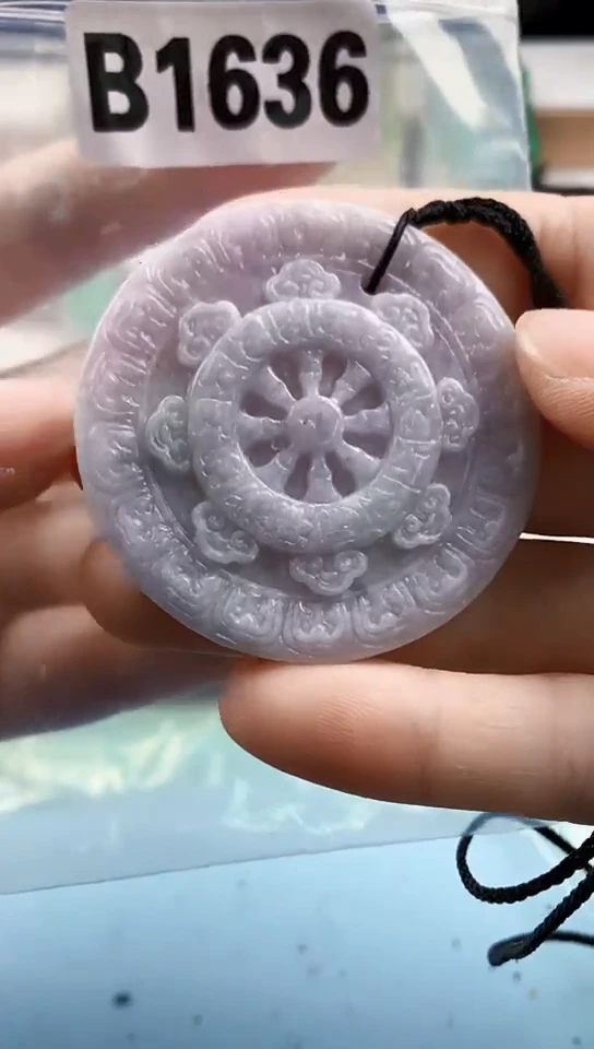 翡翠未镶嵌颈饰天然翡翠吊坠挂件