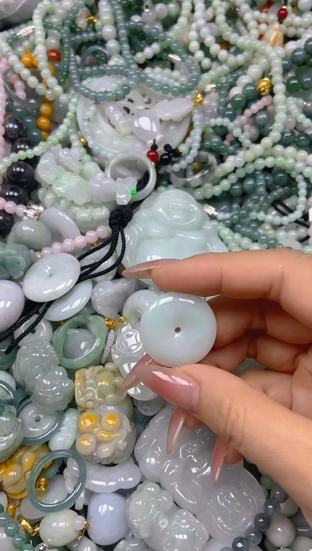 翡翠未镶嵌颈饰闪购0144536