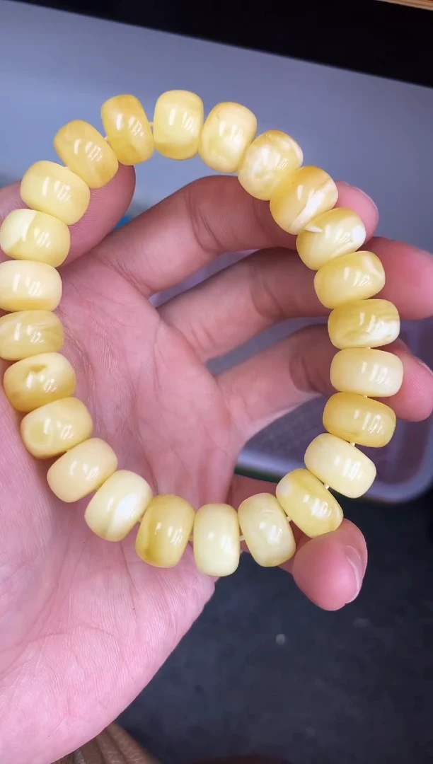 裸石蜜蜡未镶嵌手串