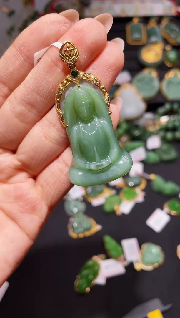 和田玉18K金镶嵌吊坠(赠链) 多样性发一Z