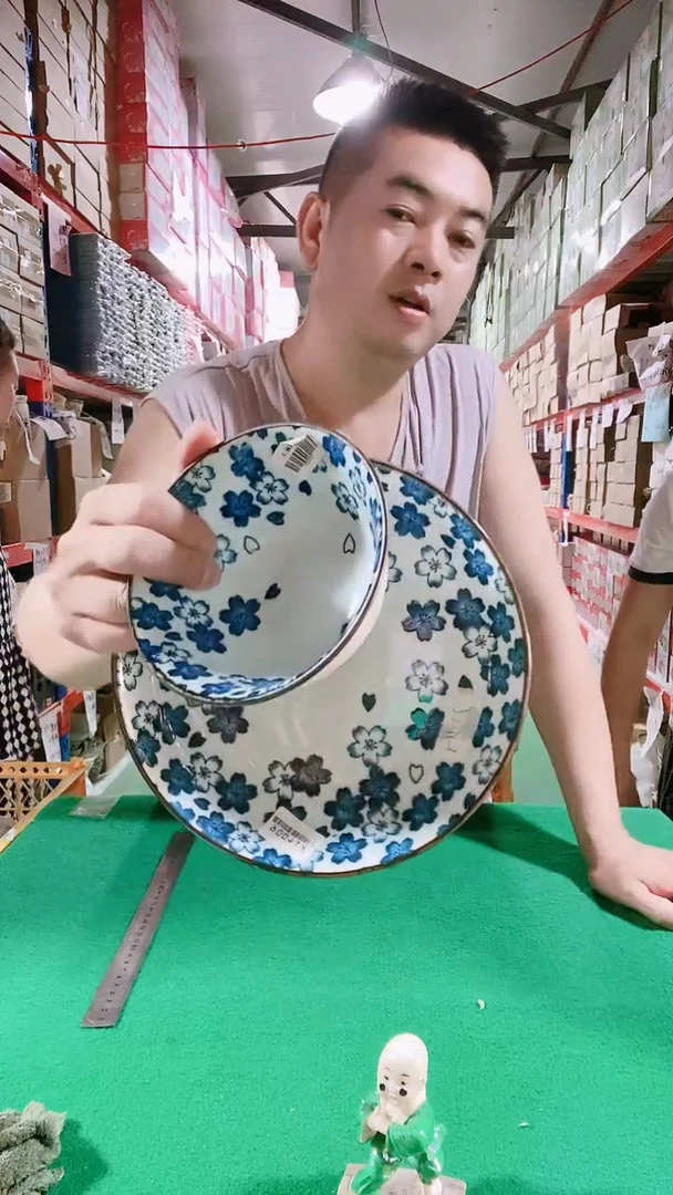 瓷片碗碟好物一件不留@@1