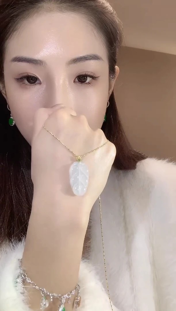 【云中意】-18K金翡翠叶子 - 多样性发货一件