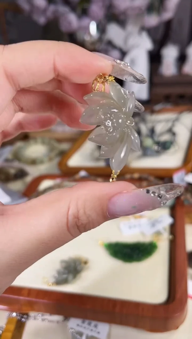 吊坠(不含链)银S925镶嵌和田玉多样性发货其一孤品默认微瑕