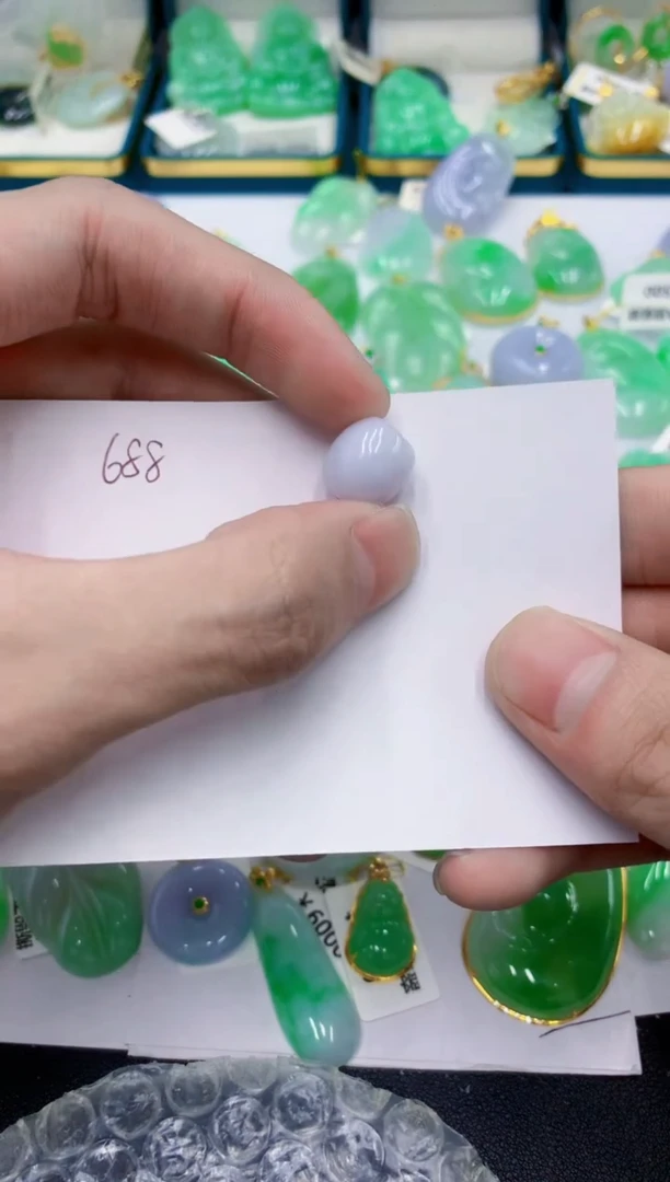 颈饰未镶嵌翡翠1111111