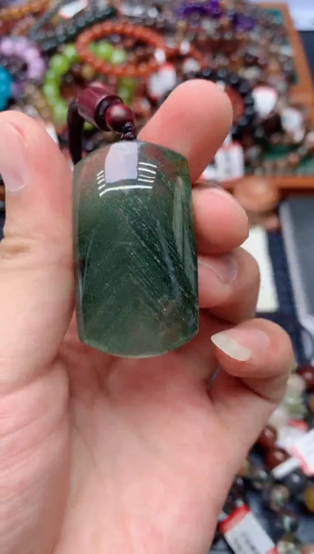 未镶嵌吊坠(赠链)水晶149
