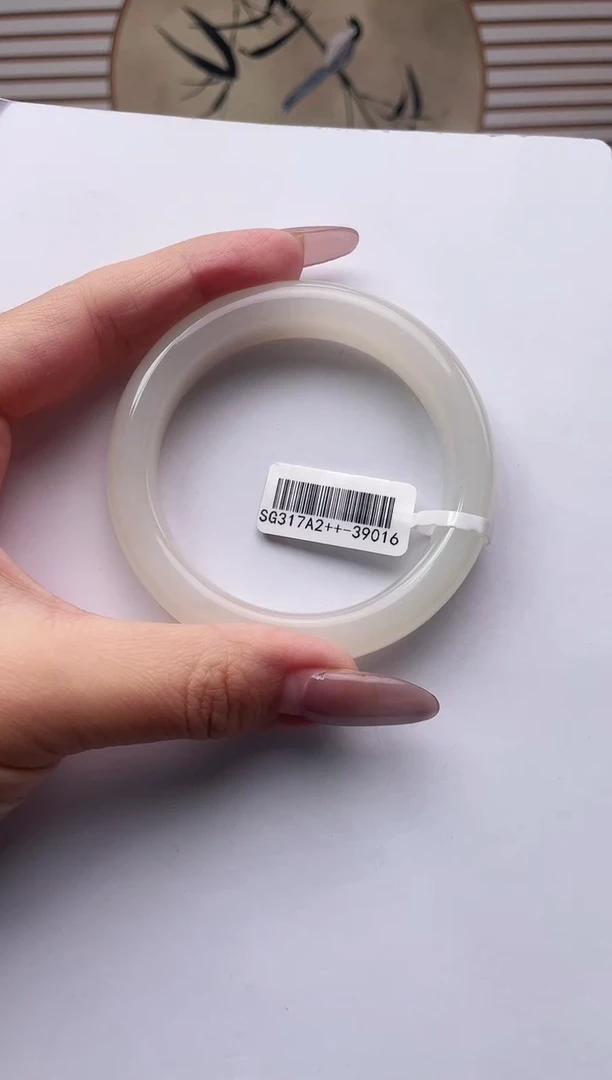 未镶嵌手镯和田玉56+