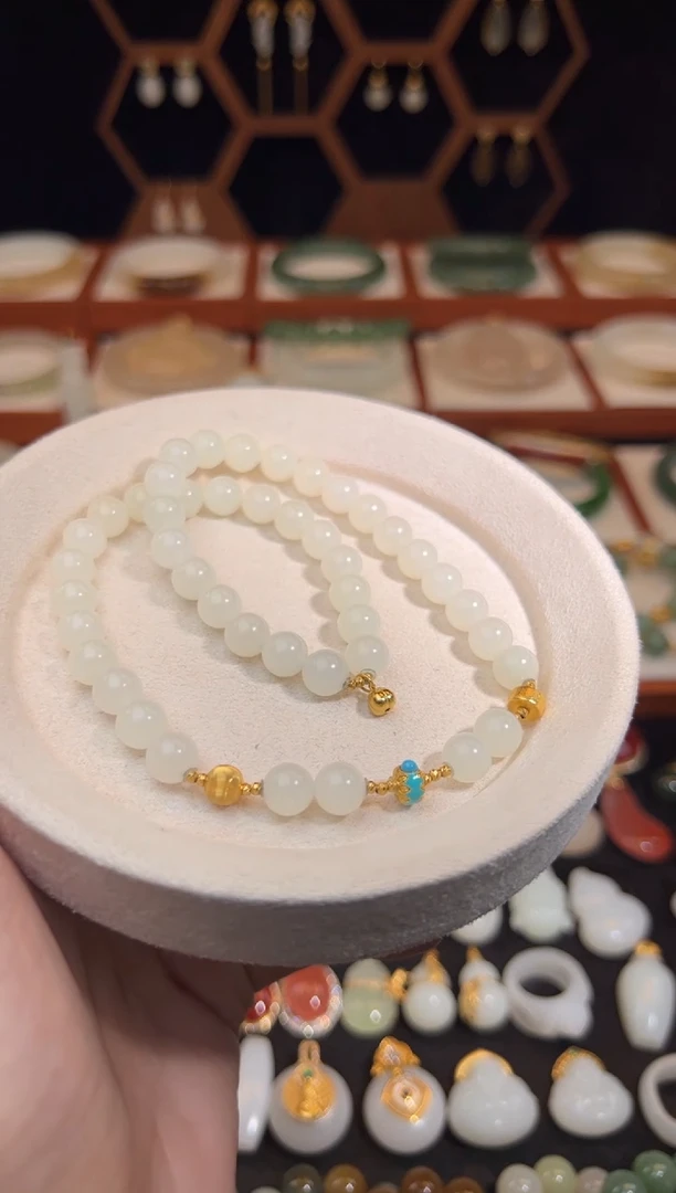 18K金镶嵌手链和田玉福利