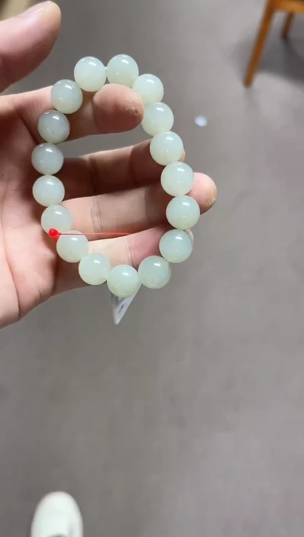 未镶嵌手串和田玉卡12且末青白 圆珠 多样性发一