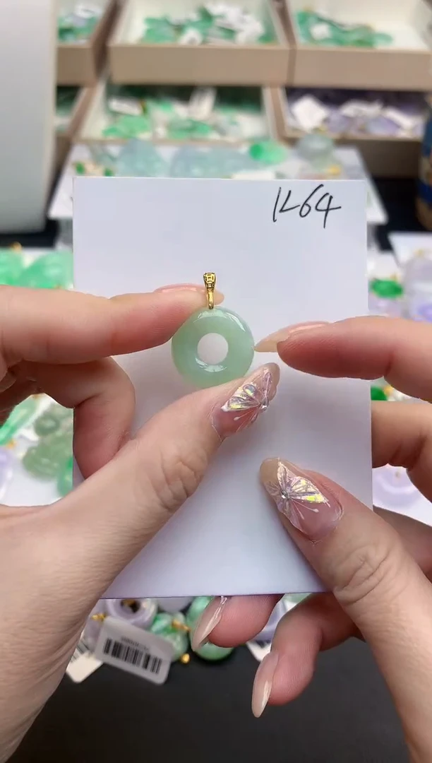 颈饰未镶嵌翡翠天然缅甸A货翡翠