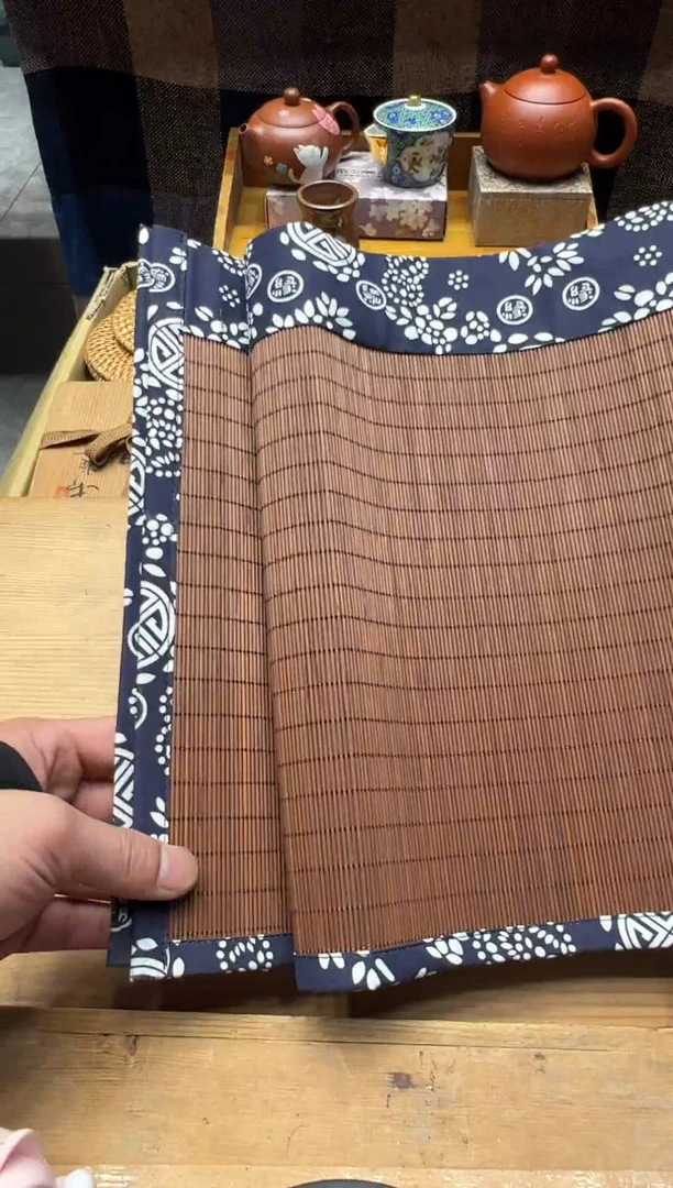 瓷器蓝***w闪购商品 如图 中古品默认微瑕
