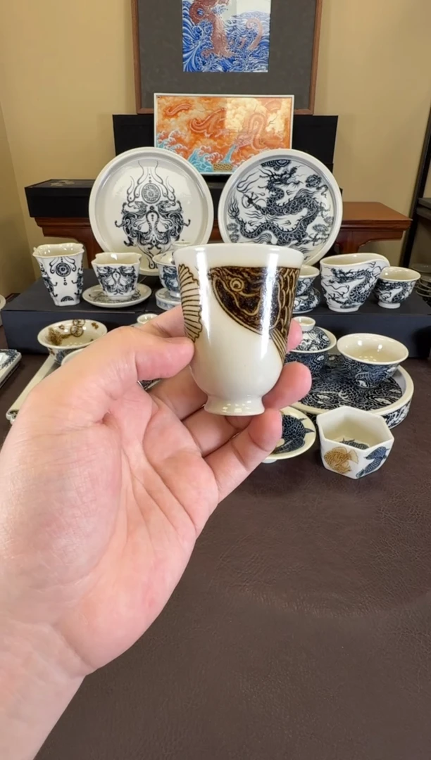 二号釉金龙鱼闻香杯