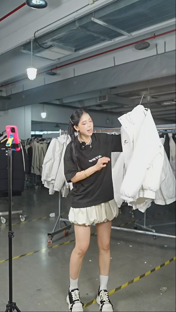 YKYB羽绒服短款    L码    051