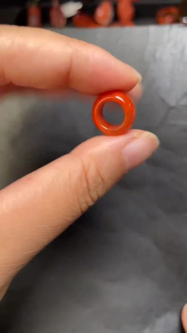 未镶嵌21南红玛瑙配饰---8.3内径