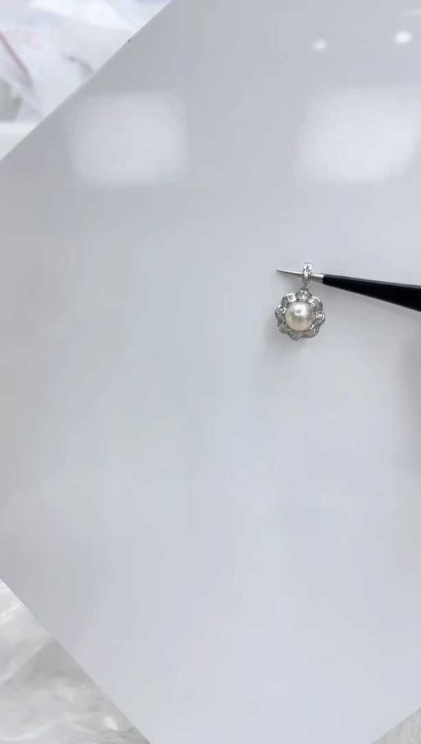 【闪购商品】海水珍珠吊坠(不含链)银S925镶嵌海水珍珠吊坠