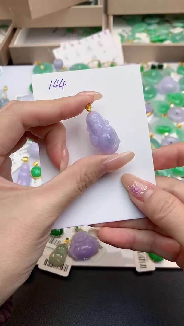 颈饰未镶嵌翡翠天然缅甸A货翡翠