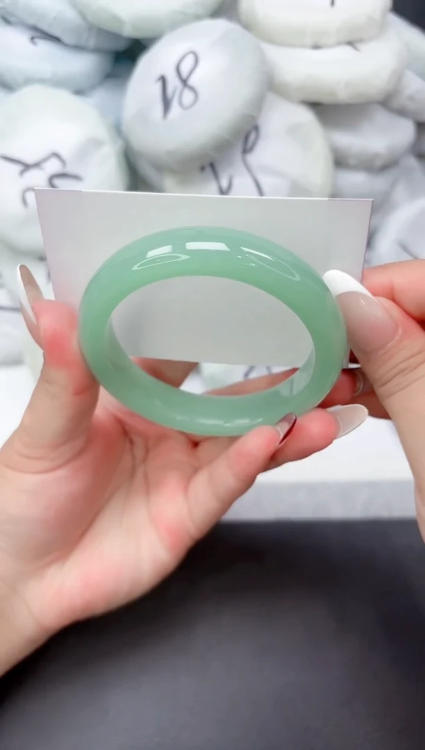 未镶嵌手镯石英质玉17-60