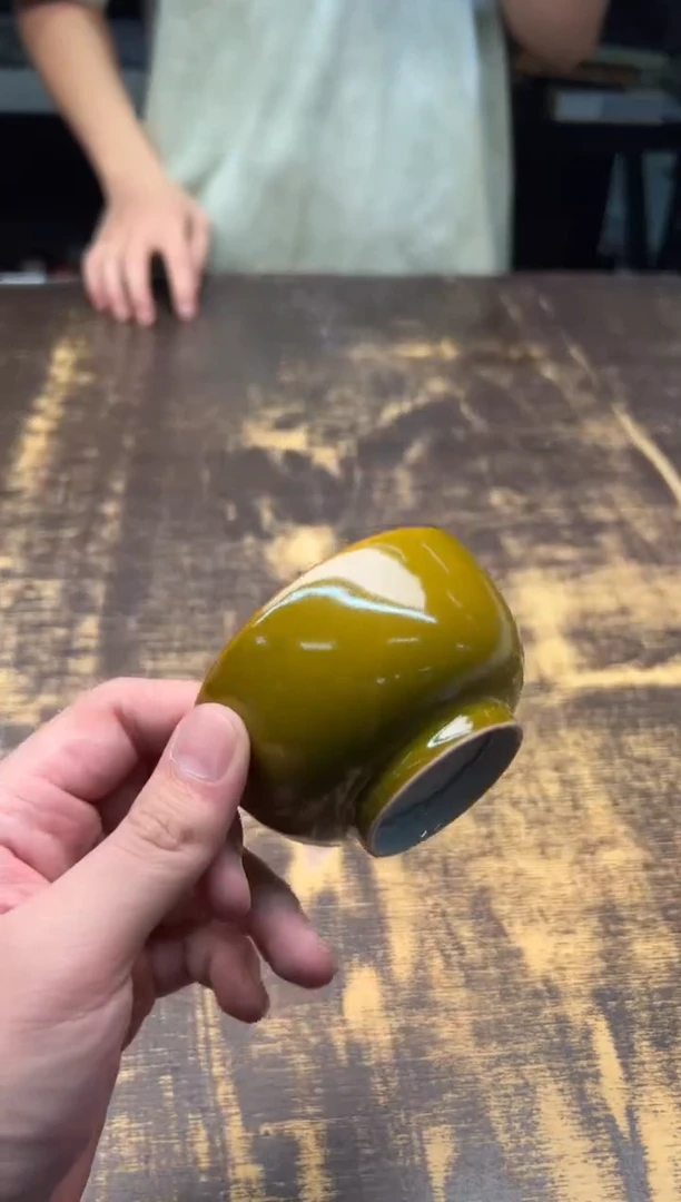 戏墨柴窑 黄釉缠枝花卉禅定杯（送）