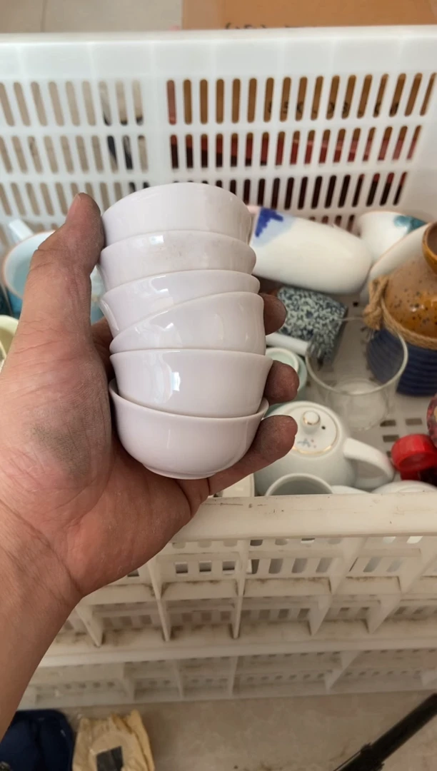 杯无运费险有瑕疵的摄影的产品有使用过的痕迹有点脏介意勿拍