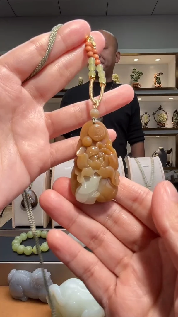 颈饰未镶嵌和田玉苏