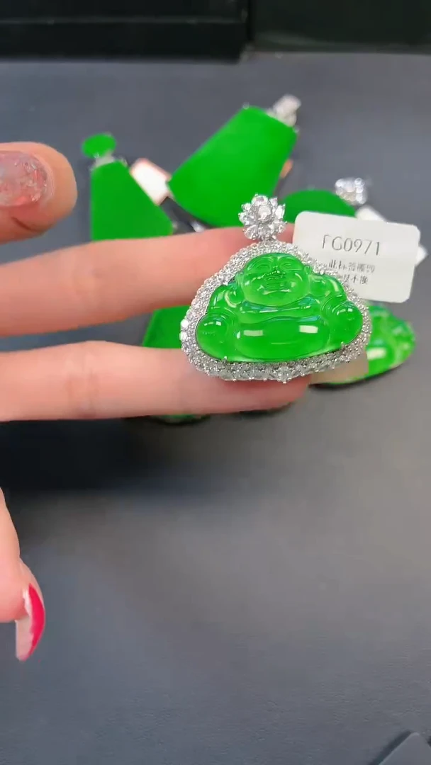 颈饰银S925镶嵌翡翠吊坠