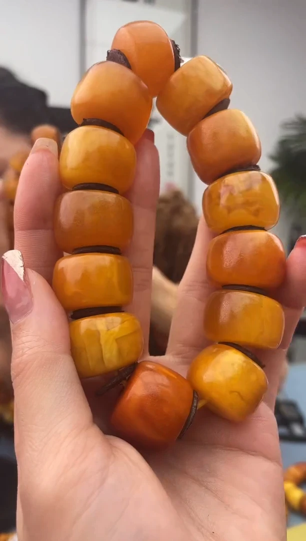 【闪购商品】蜜蜡珠宝奇石未镶嵌假一赔十，多样性发一件0