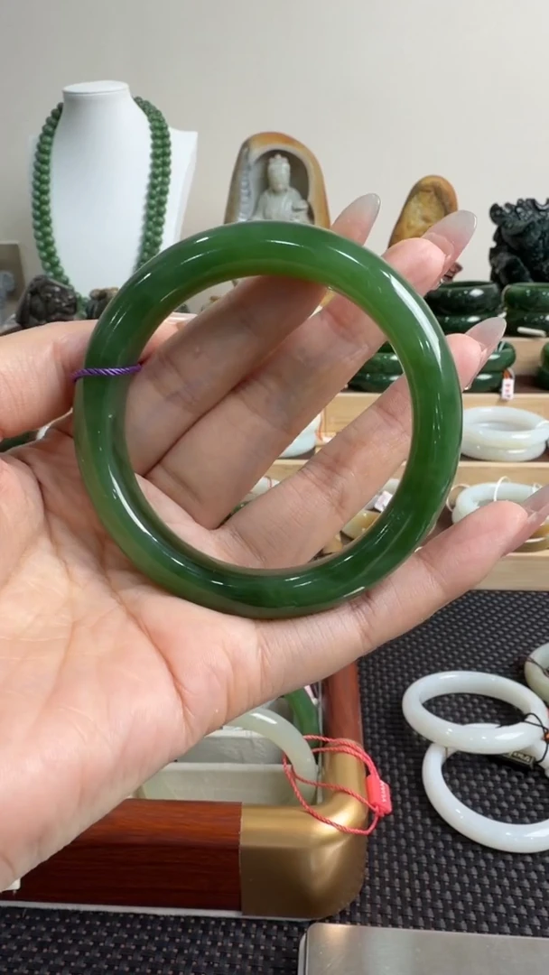 颈饰未镶嵌和田玉手镯57