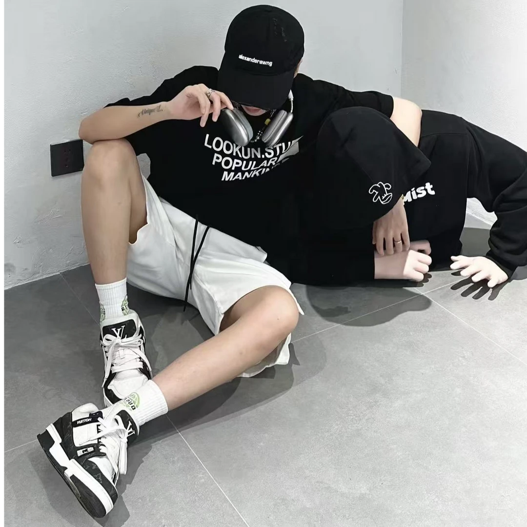 Louis Vuiton/路易威 登时尚百搭