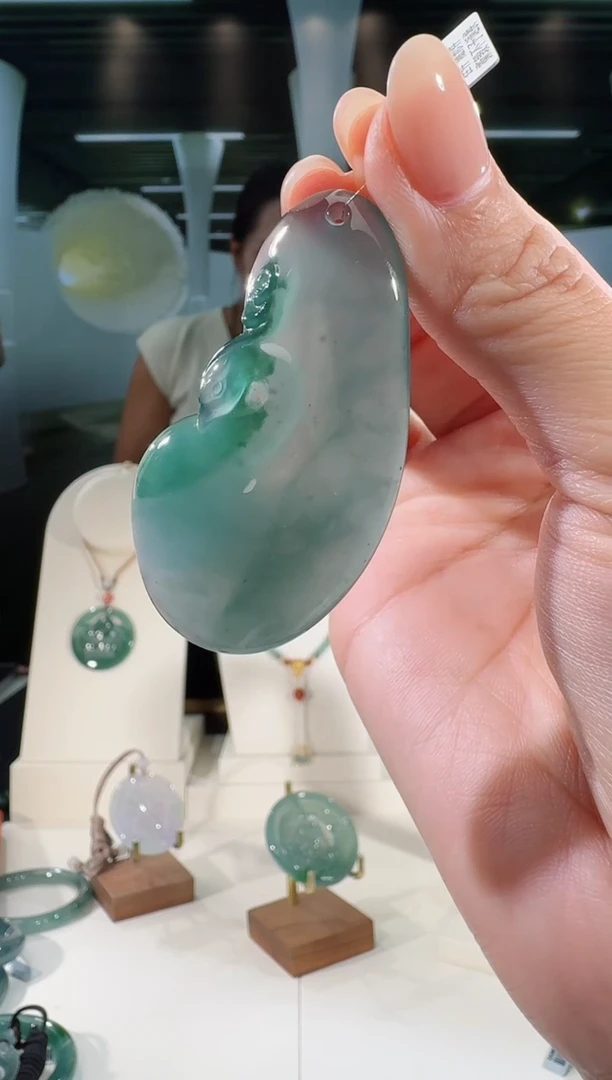 翡翠未镶嵌吊坠(不含链)凤凰