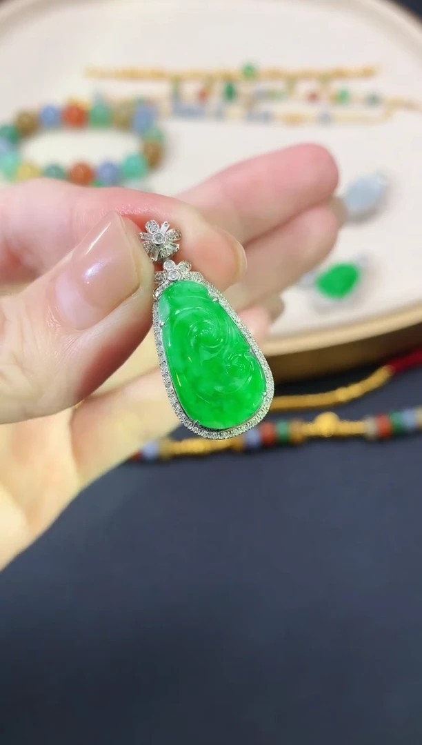 翡翠18K金镶嵌吊坠(不含链)如意|4980