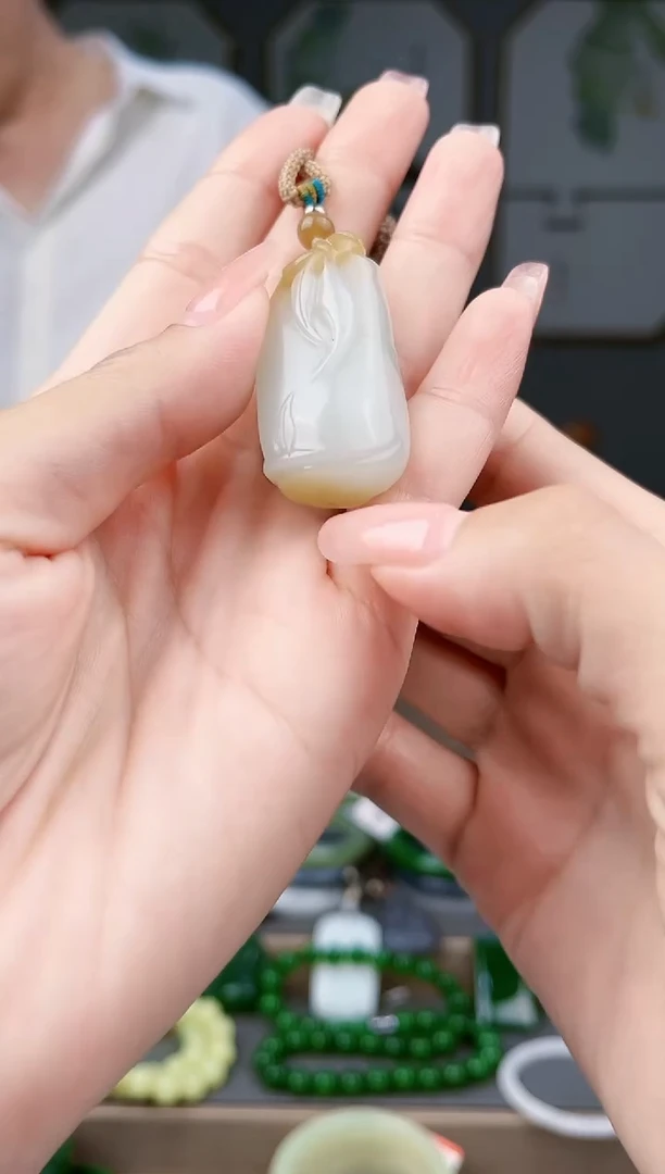 和田玉未镶嵌颈饰多样性发货拍一单发一个