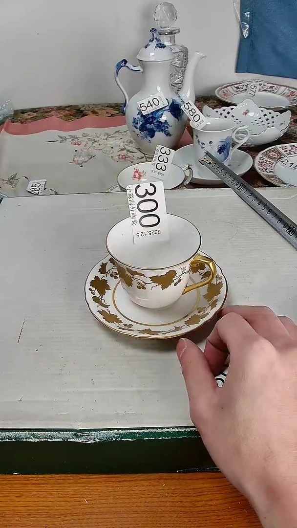 瓷片皇**瑄小淼海外陶瓷工艺品